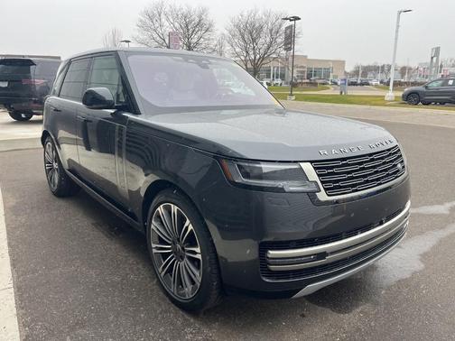 2023 Land Rover Range Rover P400 SE