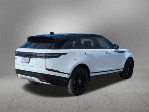 2026 Land Rover Range Rover Velar Dynamic SE