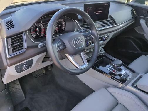 2021 Audi Q5 40 Premium Plus