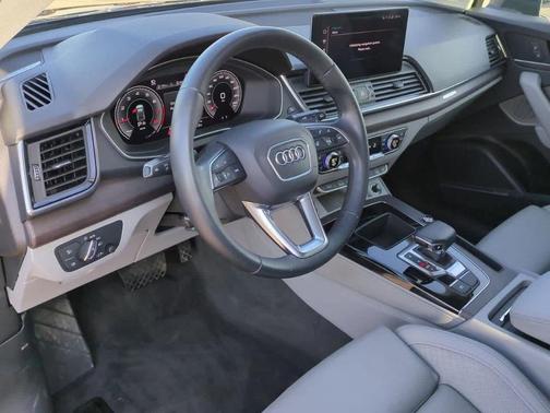 2021 Audi Q5 40 Premium Plus