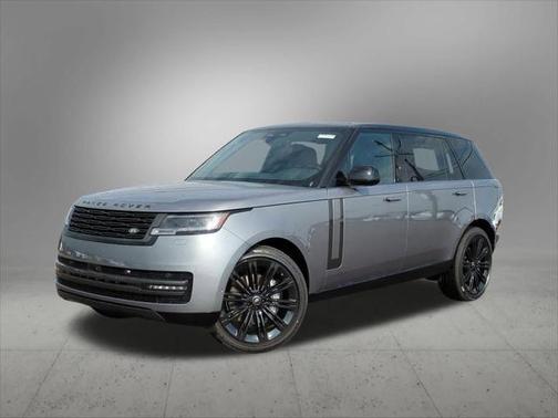 2025 Land Rover Range Rover P400 SE 7 Seat