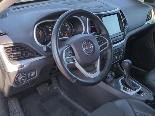 2018 Jeep Cherokee Latitude Plus