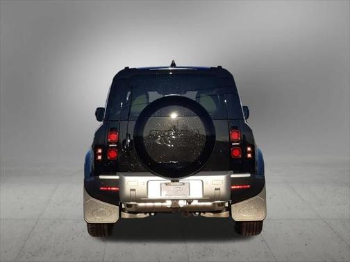2025 Land Rover Defender P400 S