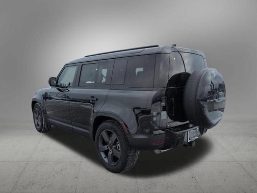 2026 Land Rover Defender 110 S