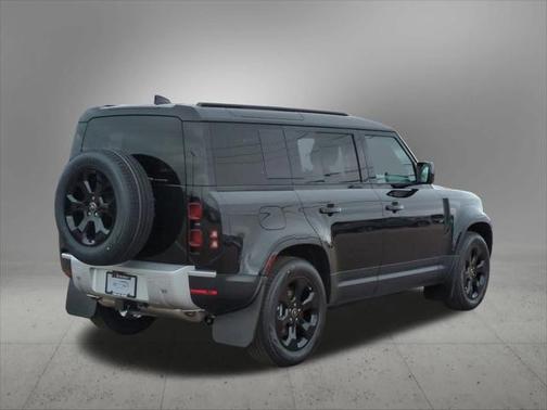 2025 Land Rover Defender P300