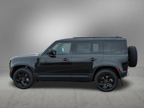 2025 Land Rover Defender P300
