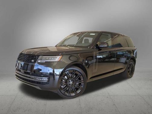 2025 Land Rover Range Rover P530 SE 7 Seat