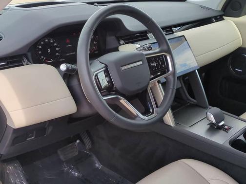 2025 Land Rover Discovery Sport S