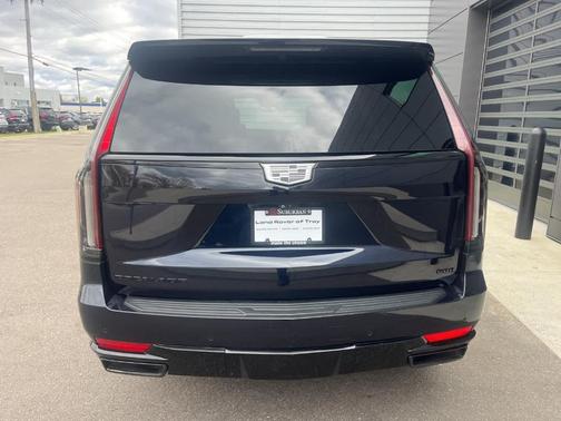 2022 Cadillac Escalade Sport Platinum