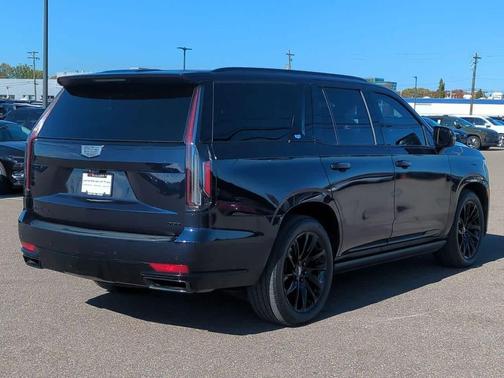 2022 Cadillac Escalade Sport Platinum