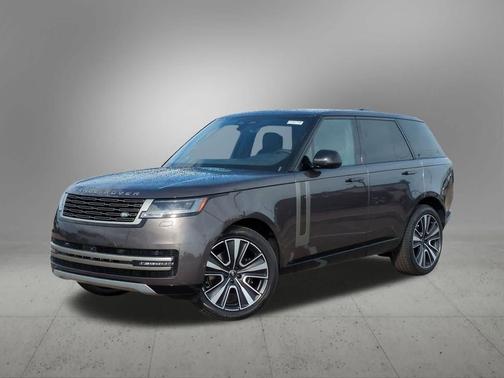 2025 Land Rover Range Rover P400 SE