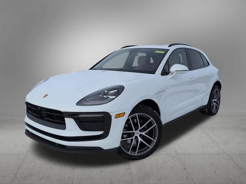 2023 Porsche Macan T