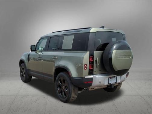 2025 Land Rover Defender P300