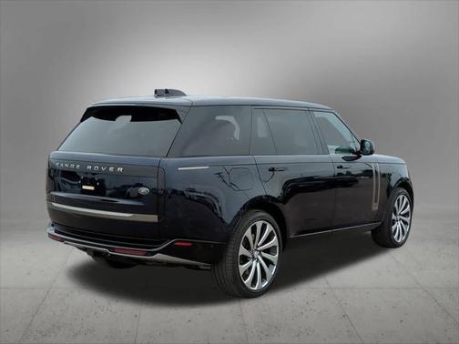 2023 Land Rover Range Rover 5.0 Supercharged Autobiography