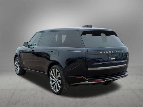 2023 Land Rover Range Rover 5.0 Supercharged Autobiography