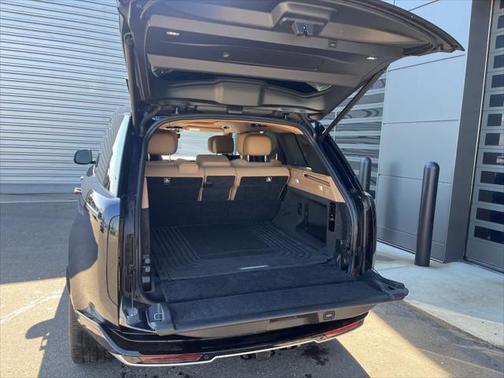 2023 Land Rover Range Rover 5.0 Supercharged Autobiography