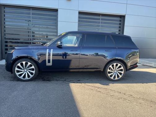 2023 Land Rover Range Rover 5.0 Supercharged Autobiography