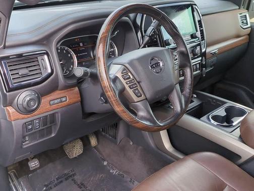 2021 Nissan Titan Platinum Reserve