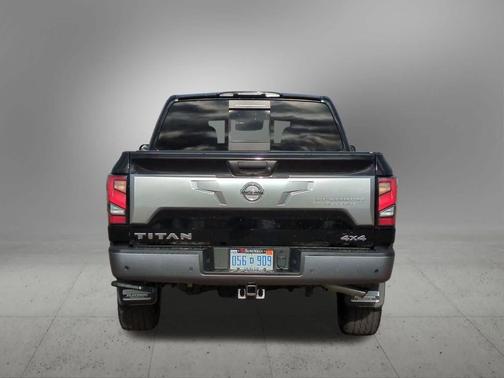 2021 Nissan Titan Platinum Reserve