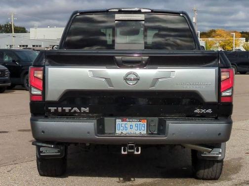 2021 Nissan Titan Platinum Reserve