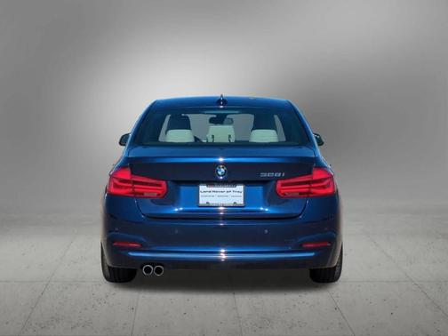 2016 BMW 328 i