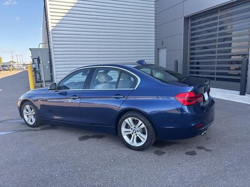 2016 BMW 328 i