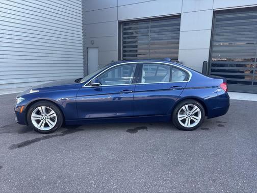 2016 BMW 328 i