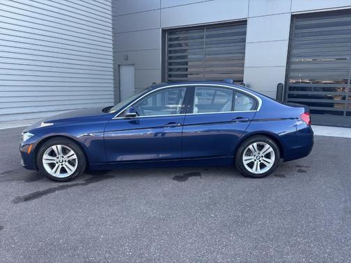 2016 BMW 328 i