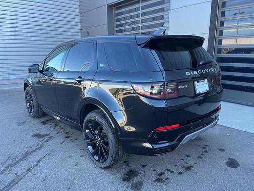 2025 Land Rover Discovery Sport S