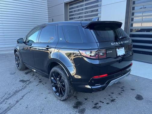 2025 Land Rover Discovery Sport S