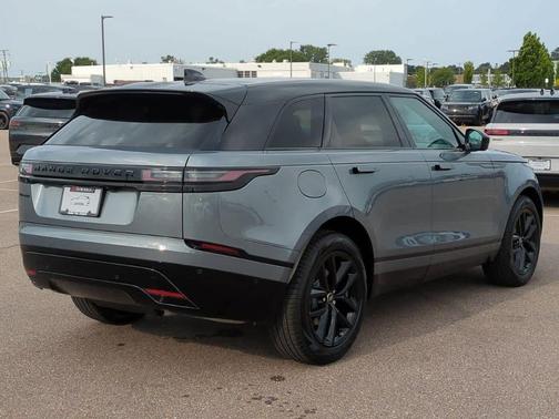 2026 Land Rover Range Rover Velar P250 Dynamic SE
