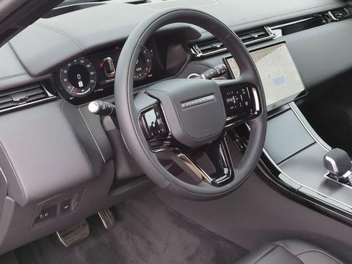 2026 Land Rover Range Rover Velar P250 Dynamic SE