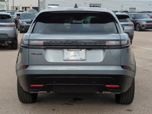 2026 Land Rover Range Rover Velar P250 Dynamic SE