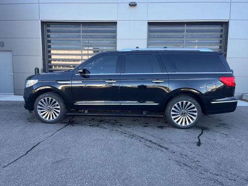 2019 Lincoln Navigator L Reserve