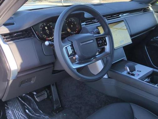2025 Land Rover Range Rover P530 SE