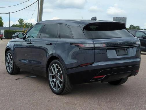 2025 Land Rover Range Rover Velar P250 Dynamic SE