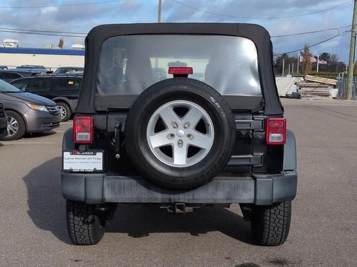 2016 Jeep Wrangler Unlimited Sport