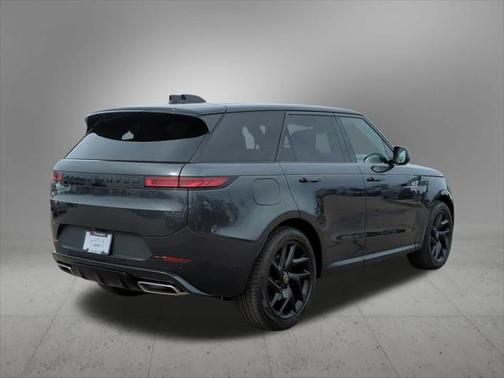 2025 Land Rover Range Rover Sport P360 SE