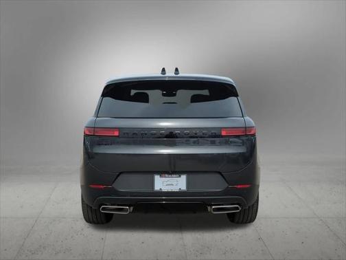 2025 Land Rover Range Rover Sport P360 SE