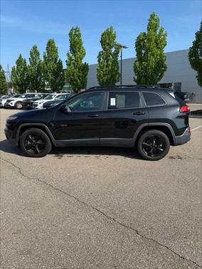 2016 Jeep Cherokee Altitude