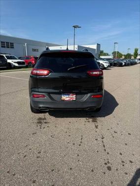 2016 Jeep Cherokee Altitude