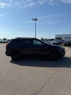 2016 Jeep Cherokee Altitude