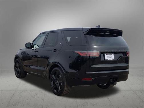 2025 Land Rover Discovery P300 Dynamic SE