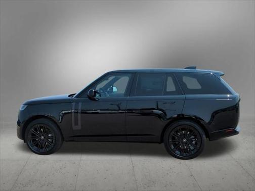 2025 Land Rover Range Rover P400 SE
