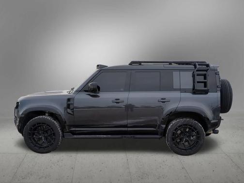 2025 Land Rover Defender P400 X-Dynamic SE