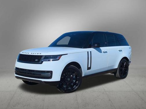2025 Land Rover Range Rover P530 SE