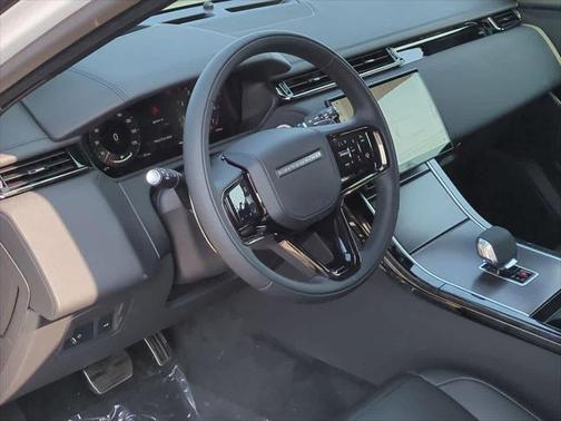 2026 Land Rover Range Rover Velar P400 Dynamic SE
