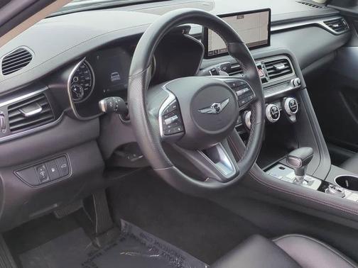 2023 Genesis G70 2.0T