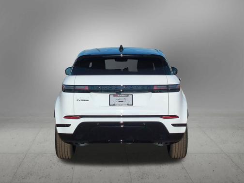 2026 Land Rover Range Rover Evoque Dynamic SE