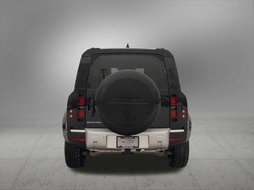 2025 Land Rover Defender P300 S